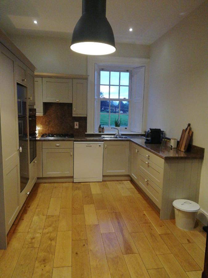 Next Door At Broomfield House ميدليتون المظهر الخارجي الصورة